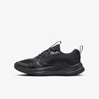 Nike Cosmic Runner, Negro/Negro/Antracita, hi-res