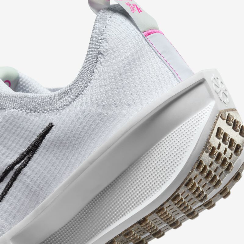 Nike Interact Run, Blanco/Gris Fútbol/Verde Vapor/Negro, hi-res