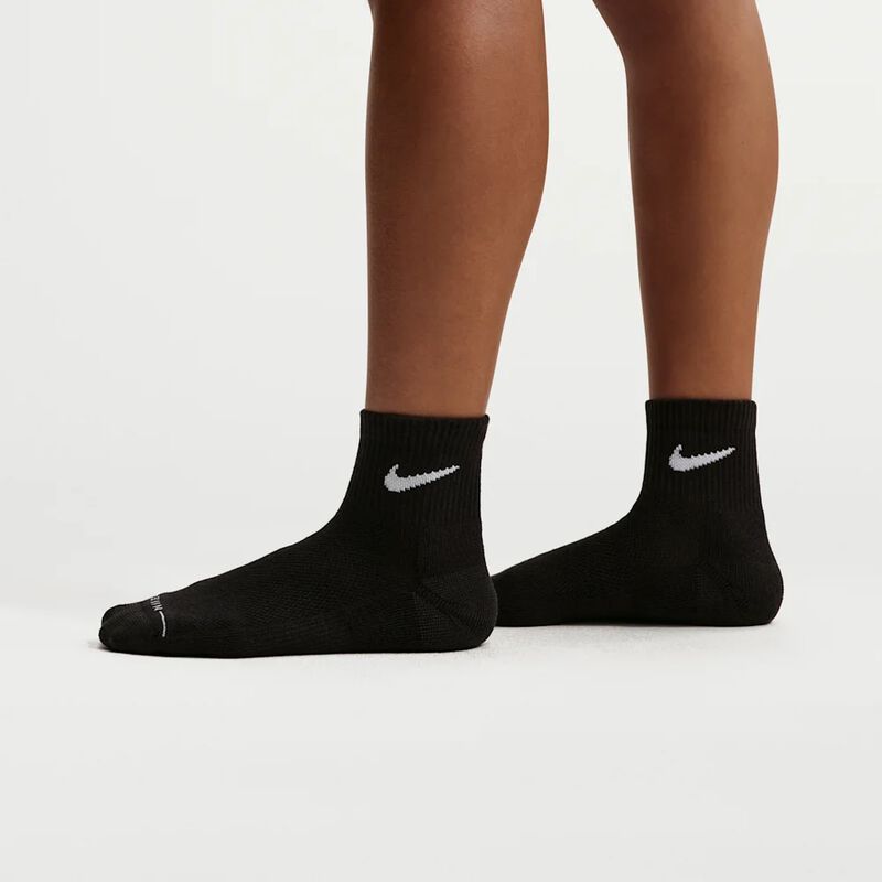 [Ljava.lang.String;@15fe89c1 Nike Everyday Elevated, Negro, hi-res