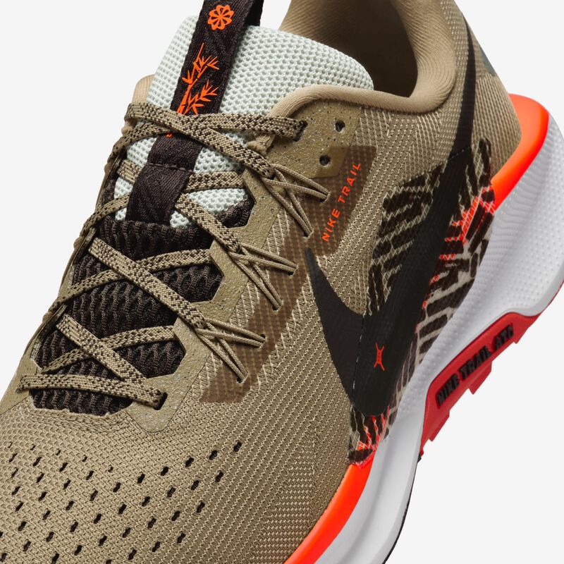Nike Pegasus Trail 5, Caqui/Marrón Aterciopelado-Carmesí Intenso, hi-res