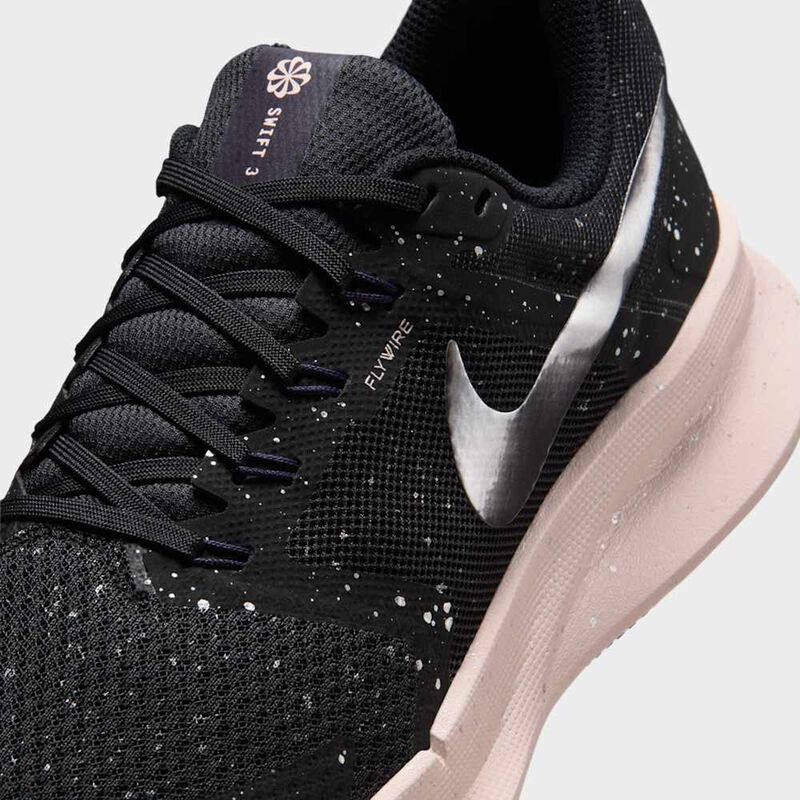 Nike Run Swift 3, Negro/Metalic Dark Gris-Metalic Plata-P&uacute;rpura Cueva-Limo Rojo, hi-res