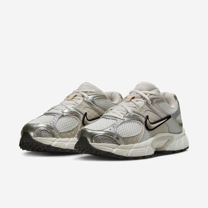 Nike V5 RNR, Blanco Cumbre/Vela/Negro/Marrón Orewood Claro, hi-res