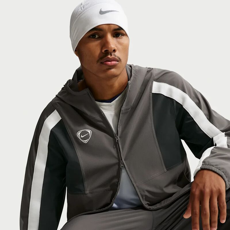 [Ljava.lang.String;@3cc324b4 Nike Sportswear, Marr&oacute;n, hi-res