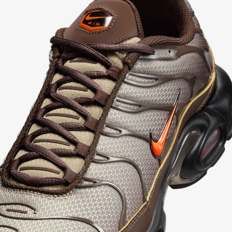 Nike Air Max Plus, Marrón Barroco/Caqui/Negro/Naranja Seguridad, hi-res