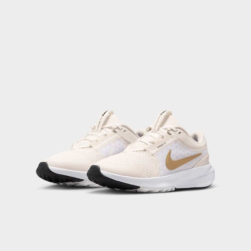 Nike Star Runner 5, Tinte platino/Negro/Oro metalizado, hi-res