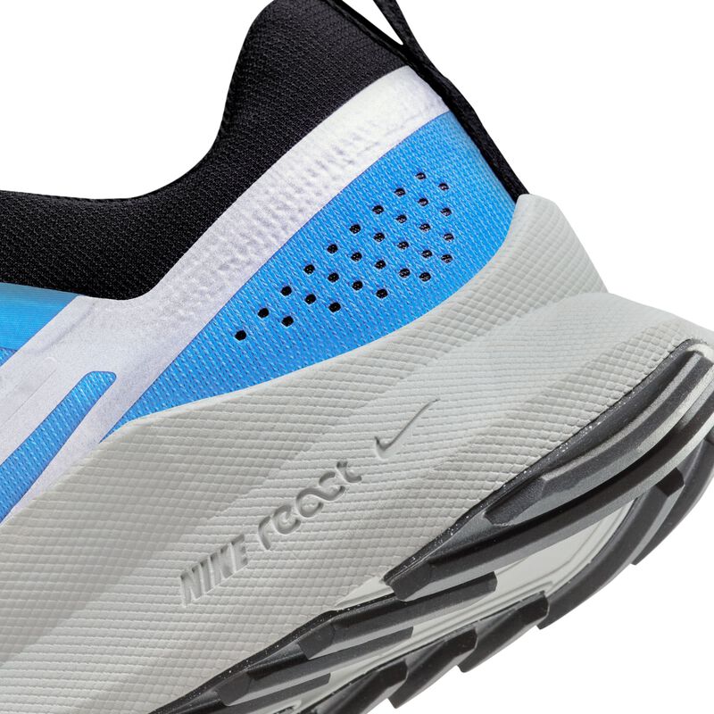 Nike React Pegasus Trail 4, Azul foto claro/Rojo pista/Negro/Plata metalizado, hi-res