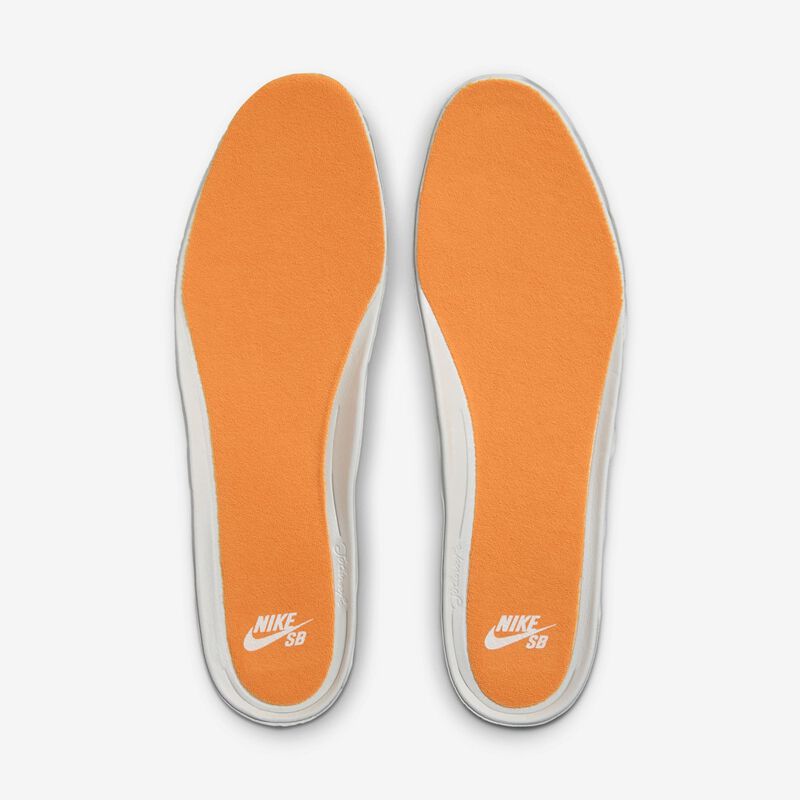 Nike SB FC Classic, Blanco/Fantasma/Polvo De Fotón/Naranja Total, hi-res