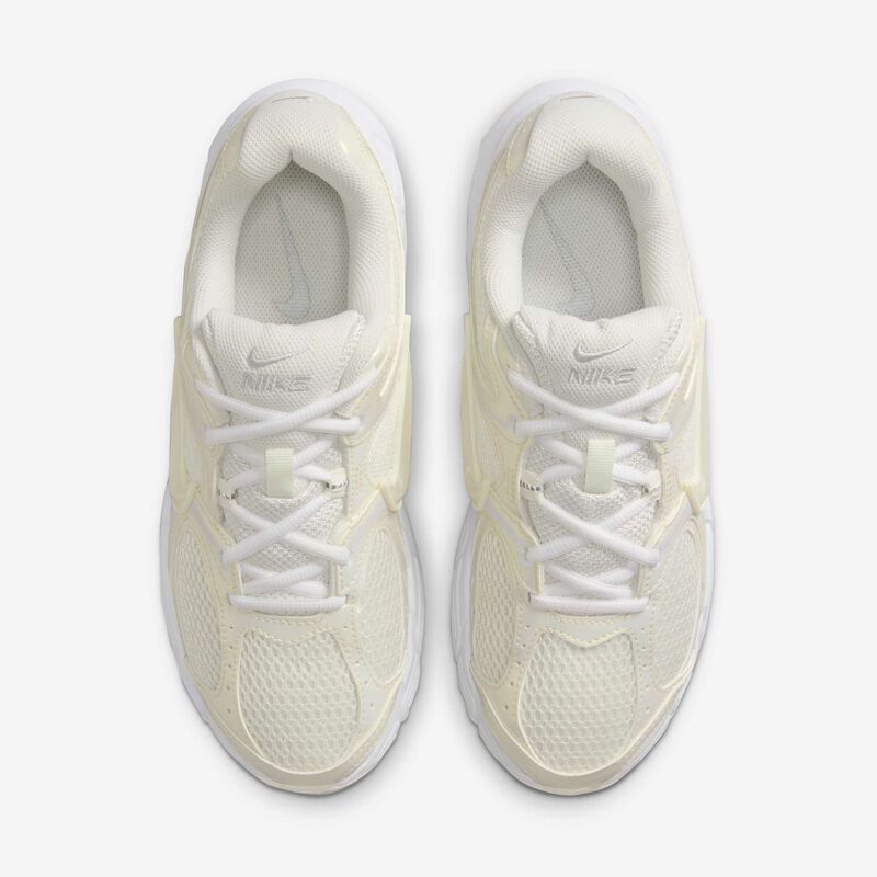 Nike V5 RNR, Perla Suave/Blanco-Vela-Plata Metalizada, hi-res