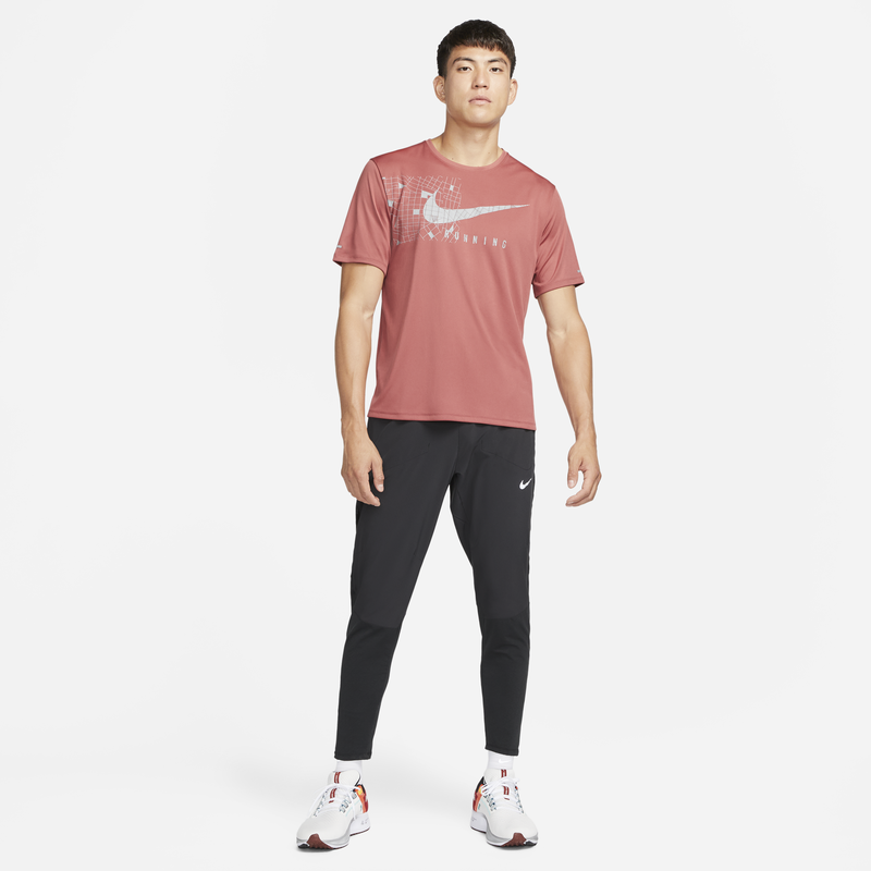 Nike Dri-FIT UV Miler Run Division, Burdeos/Naranja/Negro/Plata, hi-res