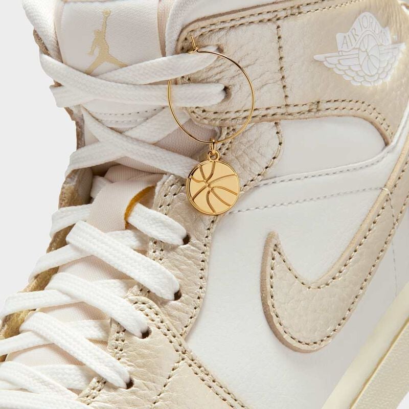 Air Jordan&nbsp;1 Mid SE, Vela/Marfil p&aacute;lido/Oro team, hi-res