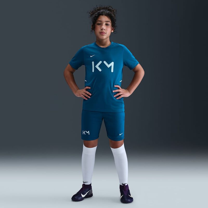 [Ljava.lang.String;@74b090e6 Kylian Mbapp&eacute; Academy, Azul, hi-res