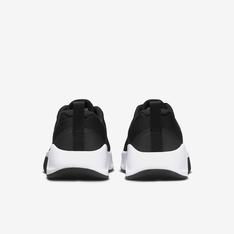 Nike MC Trainer 3, Negro/Blanco, hi-res