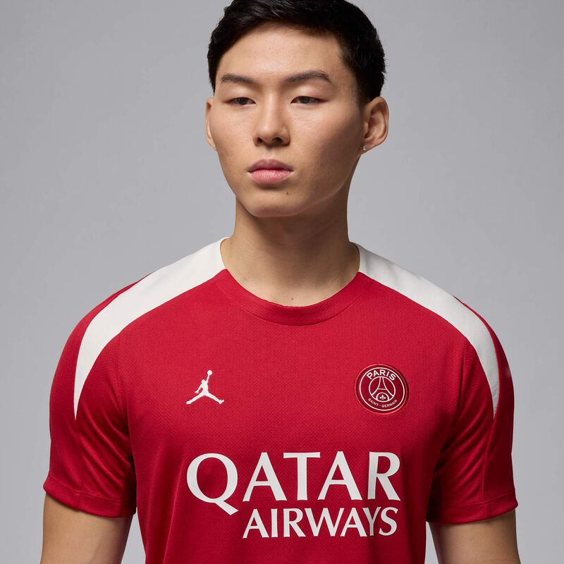 [Ljava.lang.String;@55d504af Nike Sportswear, Rojo, hi-res