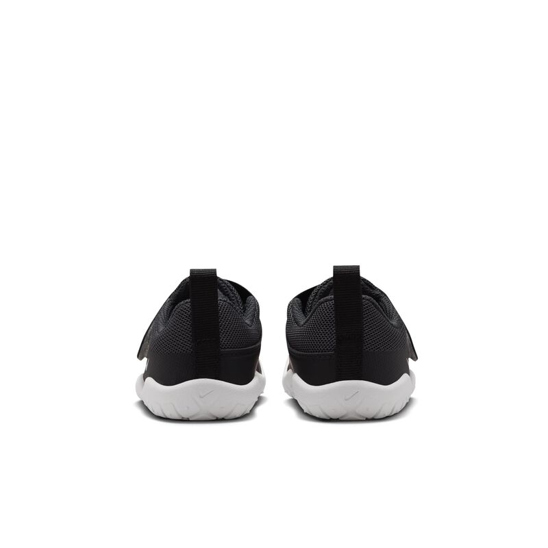 [Ljava.lang.String;@9e59533 Nike Swoosh&nbsp;1 Essential, Negro, hi-res
