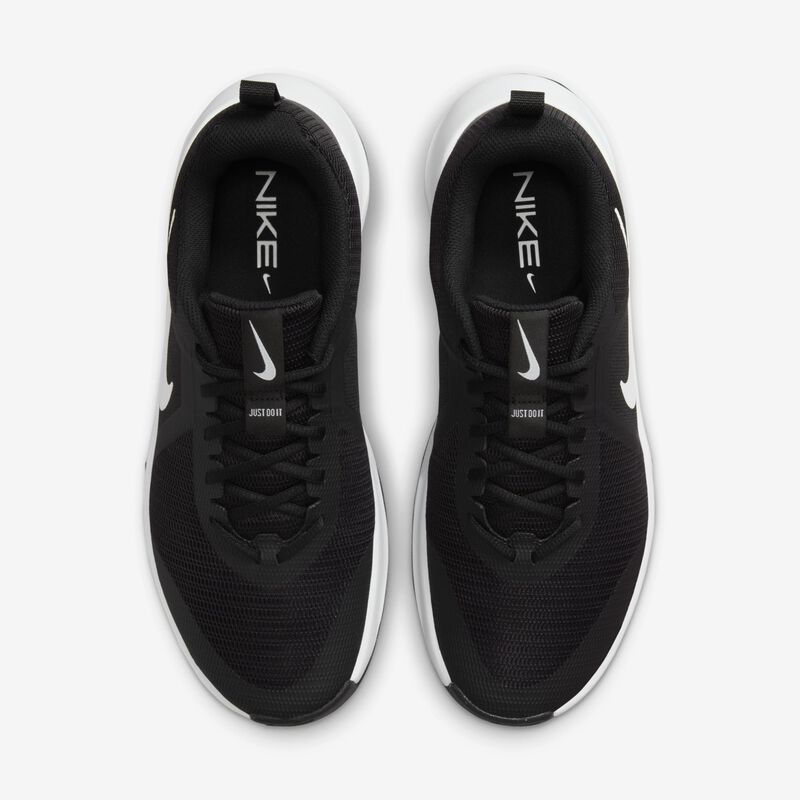 Nike MC Trainer 3, Negro/Blanco, hi-res