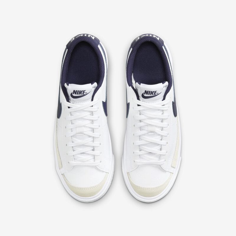Nike Blazer Low 77, Blanco/Azul marino medianoche-Gris fútbol, hi-res