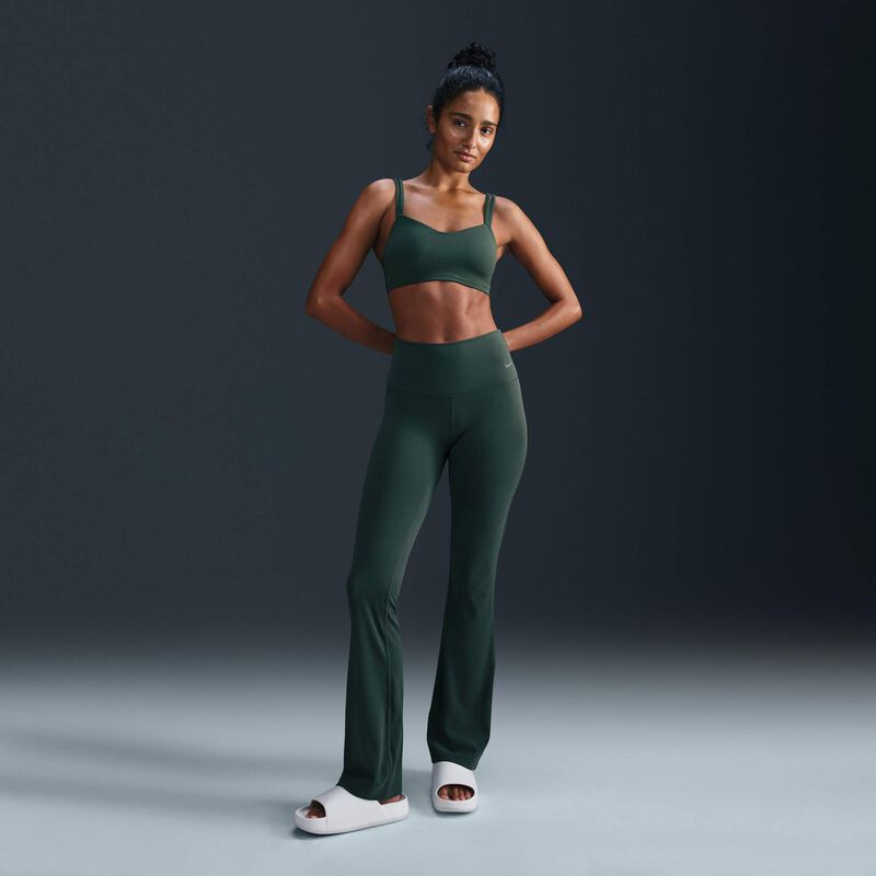 Nike Alate Trace, Verde Vintage/Blanco, hi-res