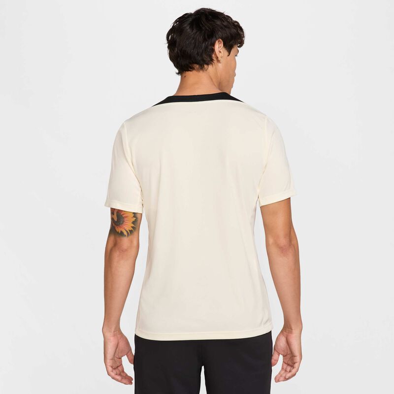 Liverpool FC Strike Special Edition, Leche De Coco/Leche De Coco/Negro/Rojo Gimnasio, hi-res