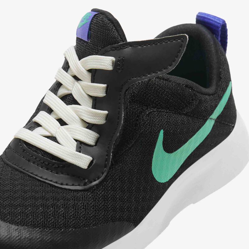 Nike Tanjun EasyOn, Negro/Violeta Persa/Blanco/Verde Estadio, hi-res