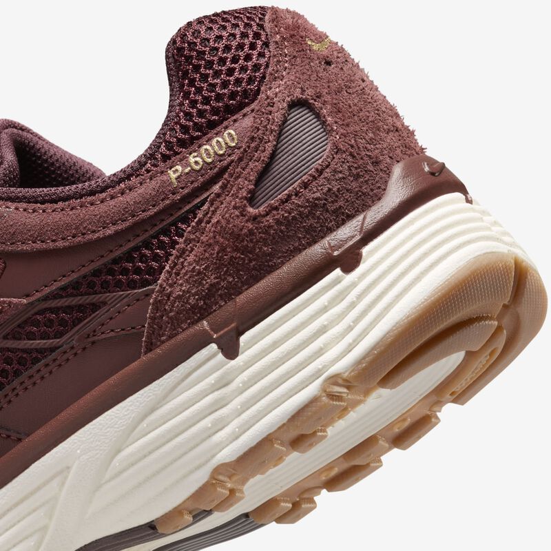 Nike P-6000 SE, Pony Oscuro/Oro Metalizado/Marfil Pálido/Burgundy Crush, hi-res