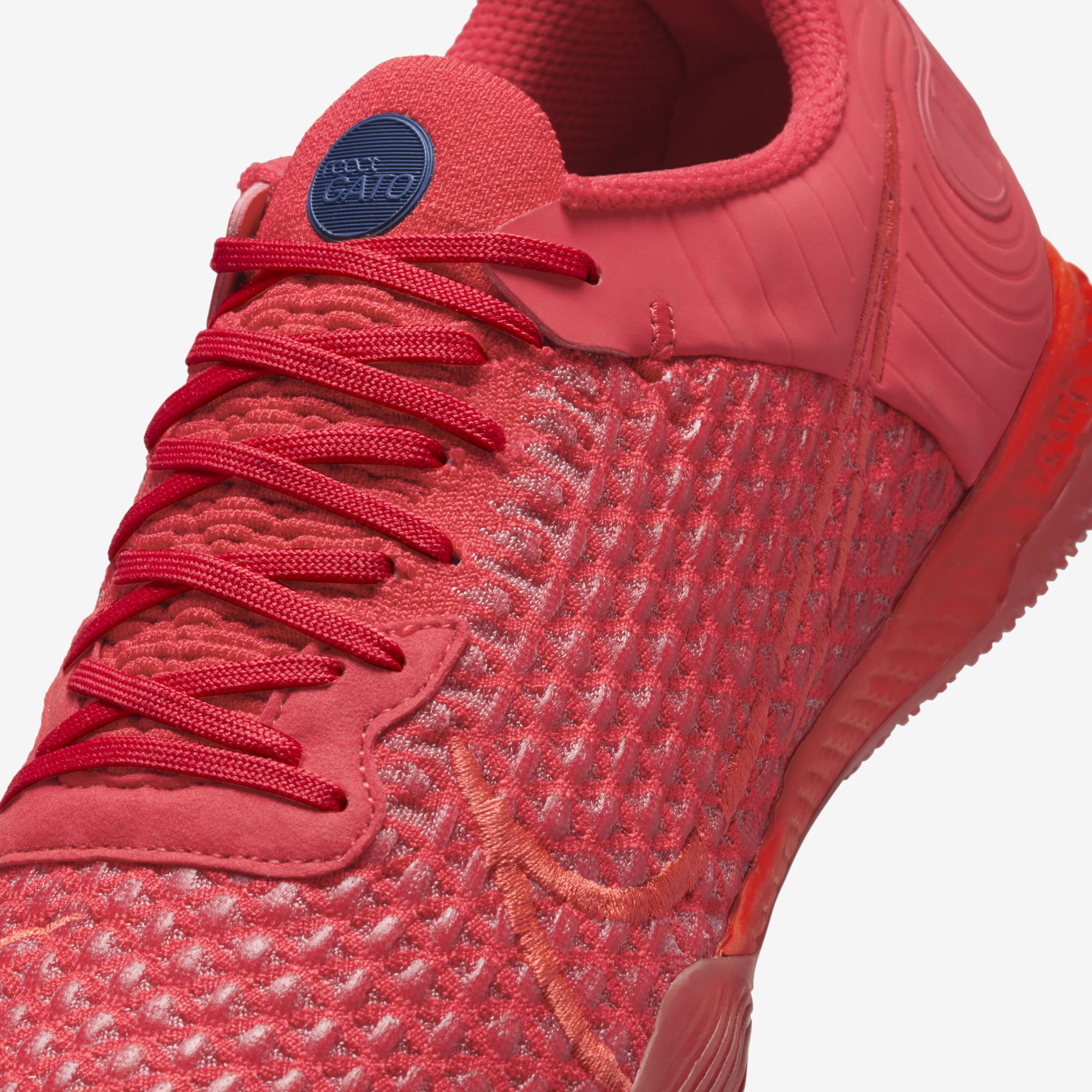 Nike react peru top