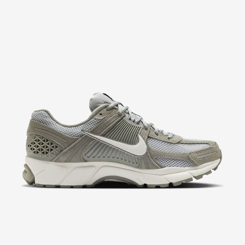 Nike Zoom Vomero 5, Estuco Oscuro/Gris Humo Fantasma Claro, hi-res