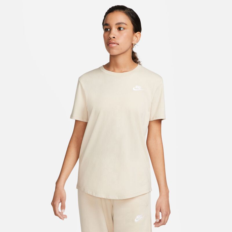 Nike Sportswear Club Essentials, Deriva de arena/Blanco, hi-res