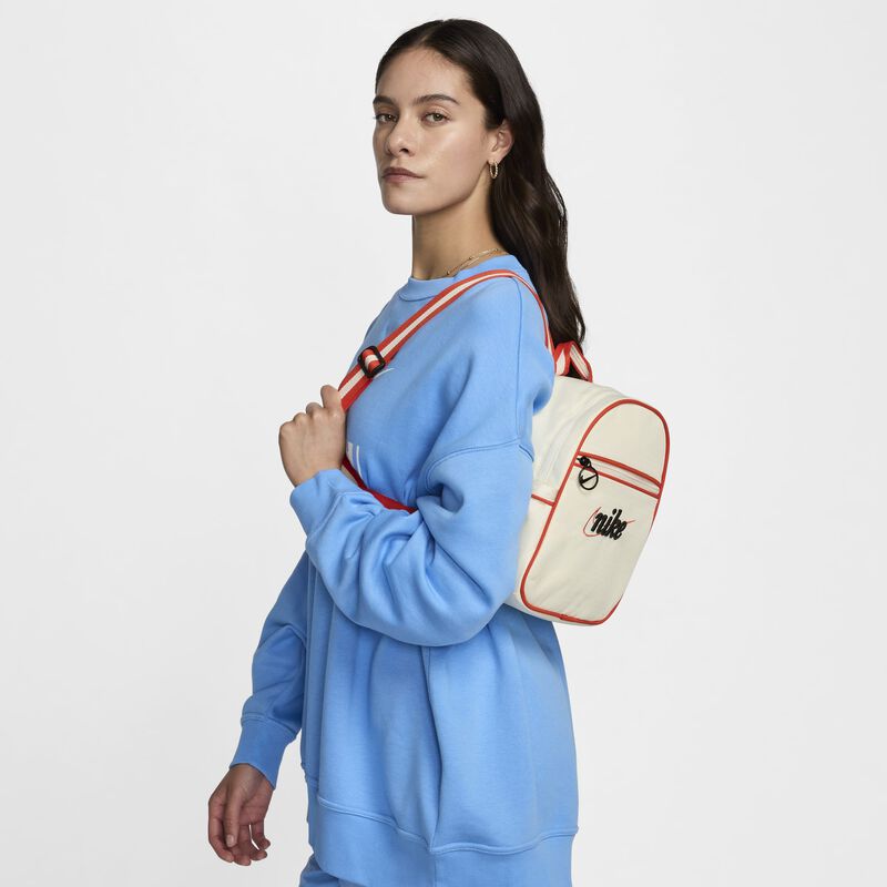 Nike Sportswear Futura 365, Leche De Coco/Rojo Picante/Negro, hi-res