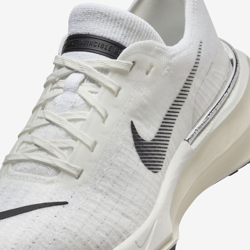 Nike Invincible 3, Cumbre Blanca/Negra-Vela-Leche De Coco, hi-res