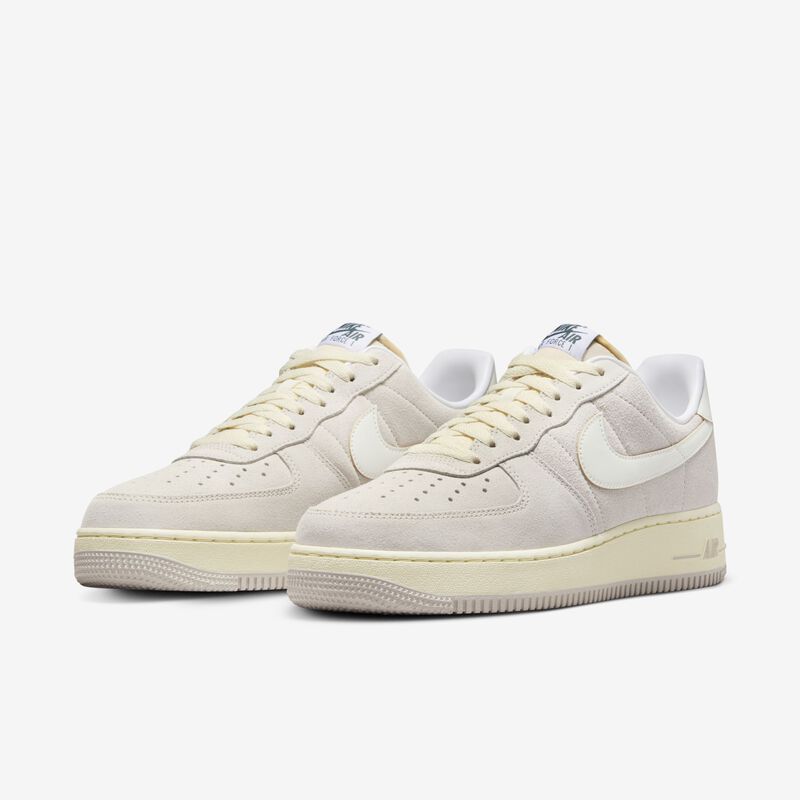 Nike Air Force 1 '07, Marrón verdoso claro/Leche de coco/Jungla intenso/Vela, hi-res