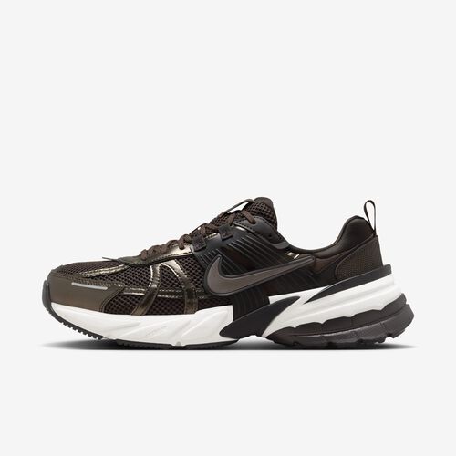 Nike V2K Run, Marrón Terciopelo/Marrón Barroco-Blanco-Negro, hi-res
