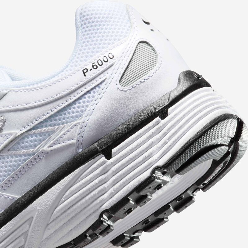 Nike P-6000, Blanco/Plata metalizado/Negro/Negro, hi-res