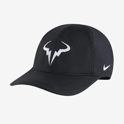 Nike Dri-FIT Club