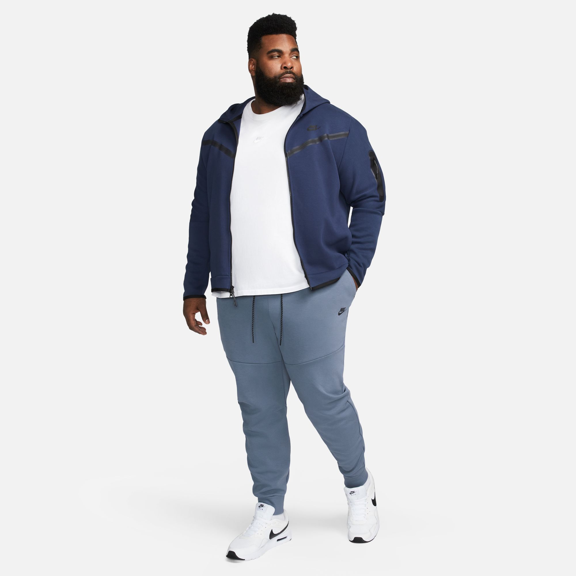 nike tech fleece dorado