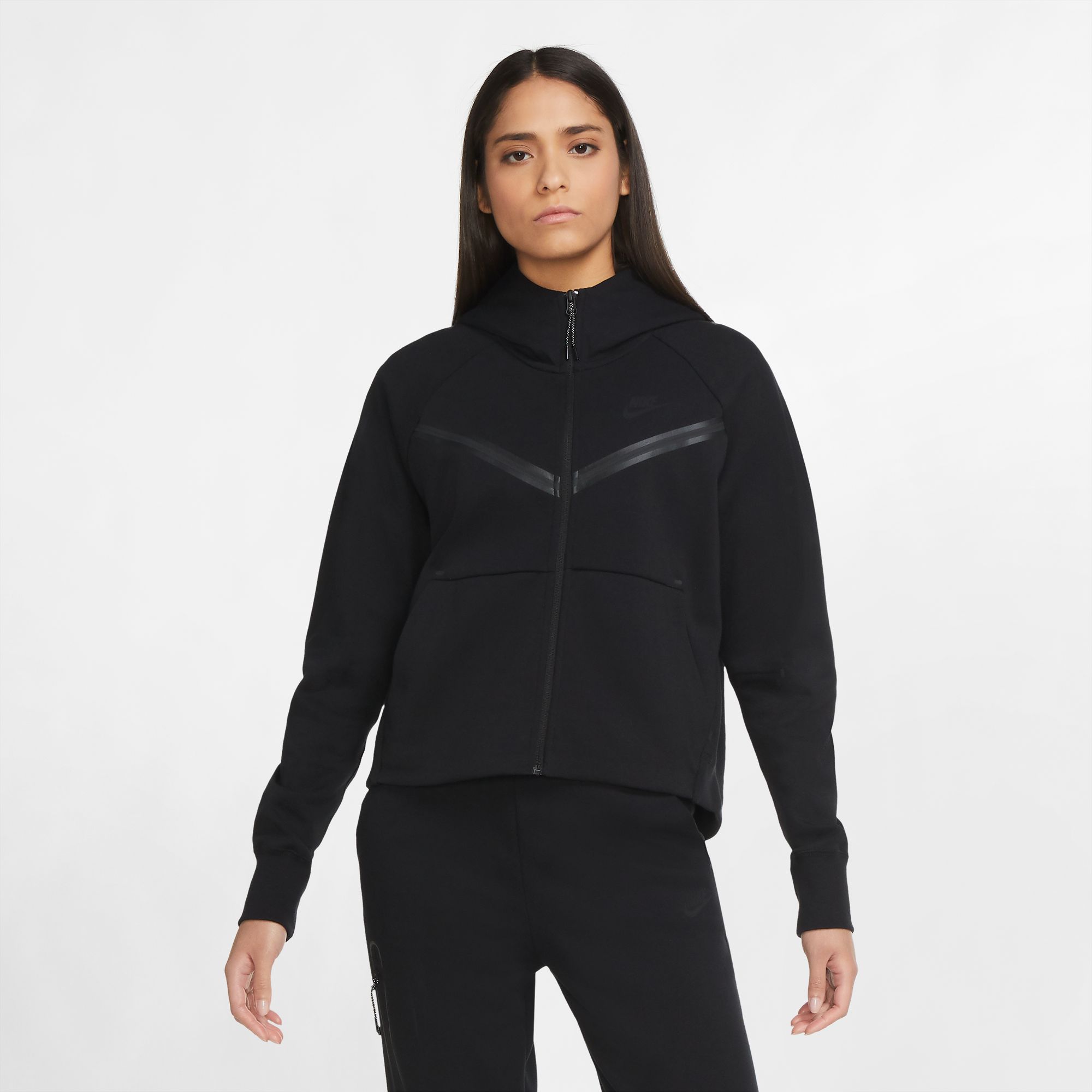 Compra Nike Sportswear Tech por PEN 489.90 Nike Peru
