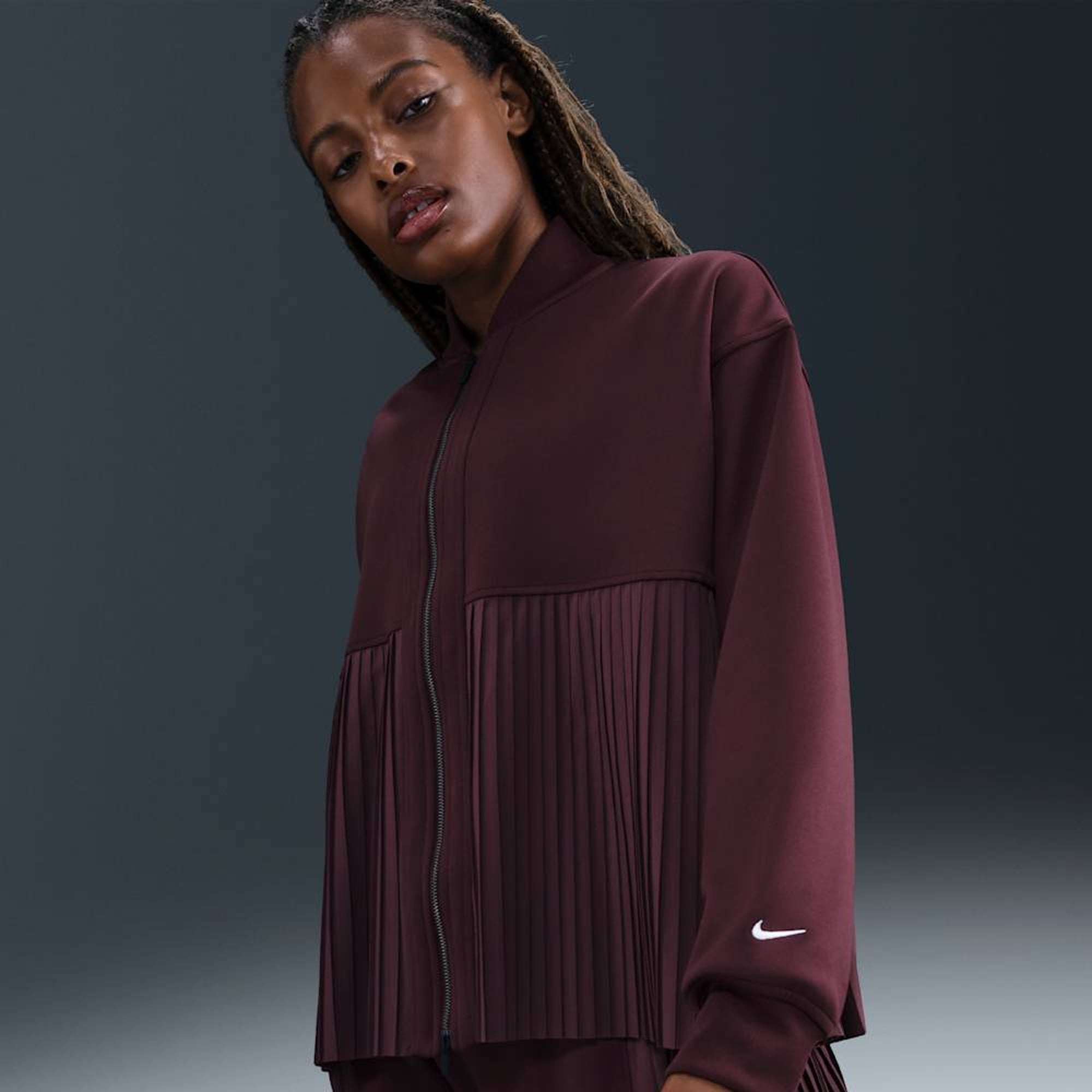 Burgundy Crush/Sail