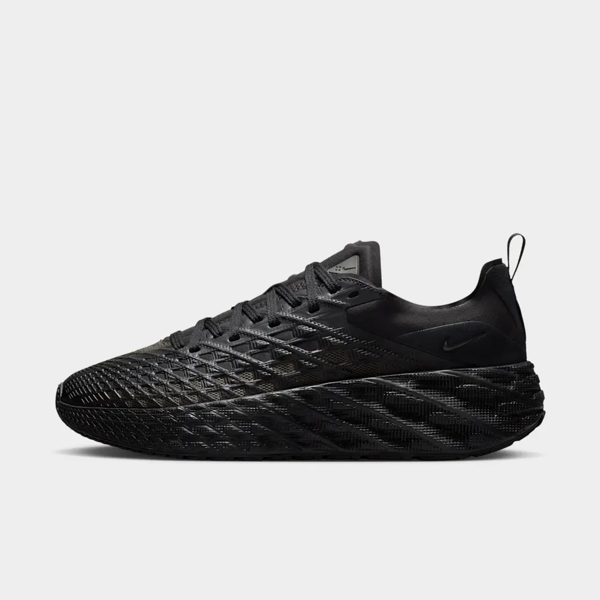 Nike Ava Edge, Negro/Gris universitario/Peri&oacute;dico