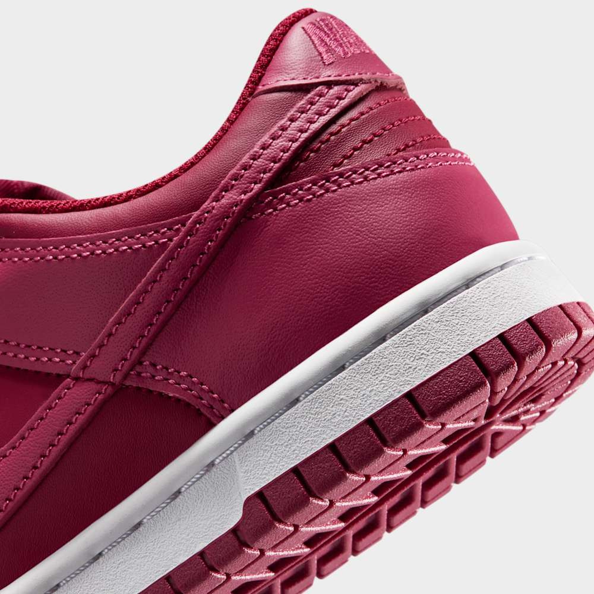 Compra Nike Dunk Low por PEN 429.90 | Nike Perú