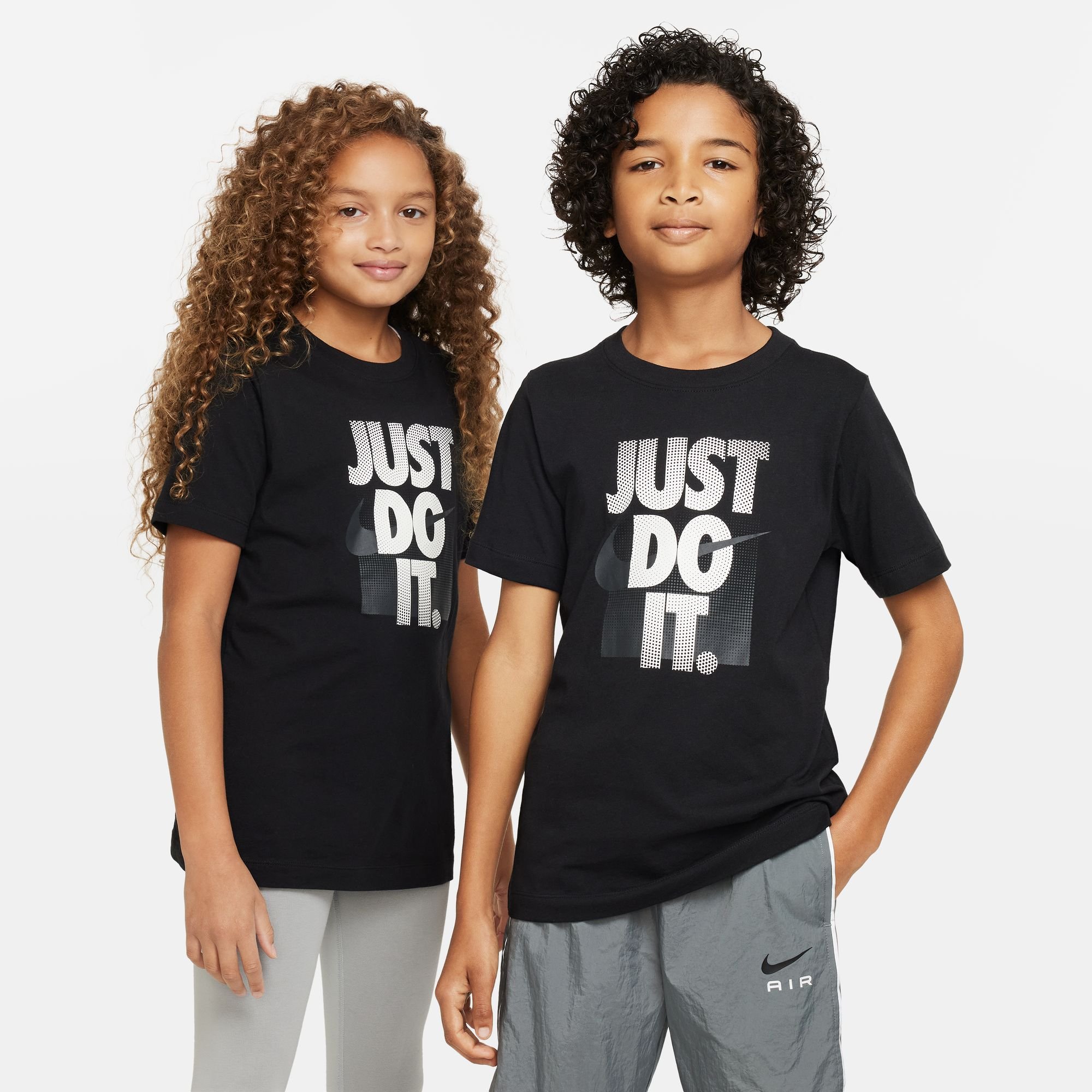 Ropa deportiva de niños nike top