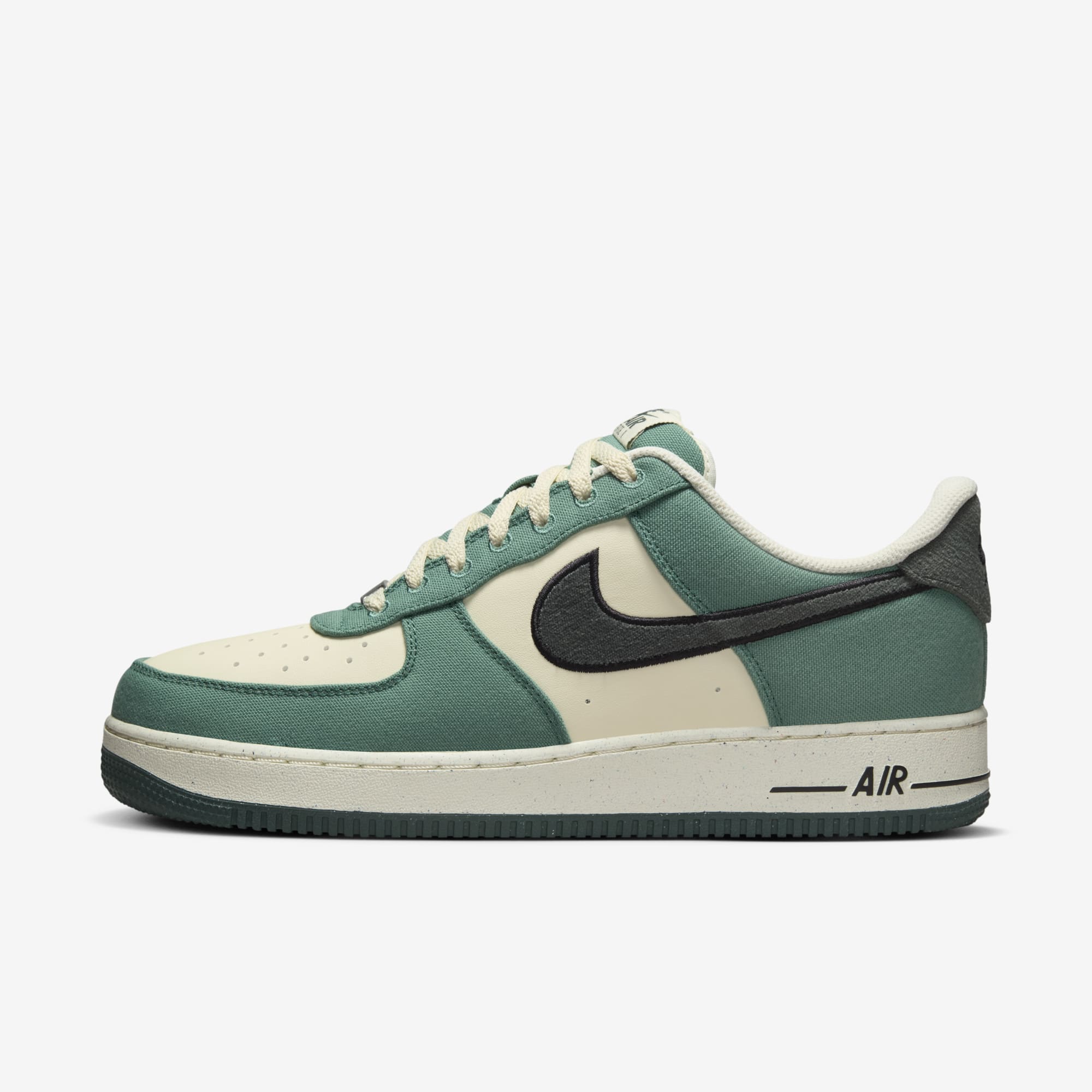 Compra Nike Air Force 1 07 LV8 por PEN 639.90 Nike Peru