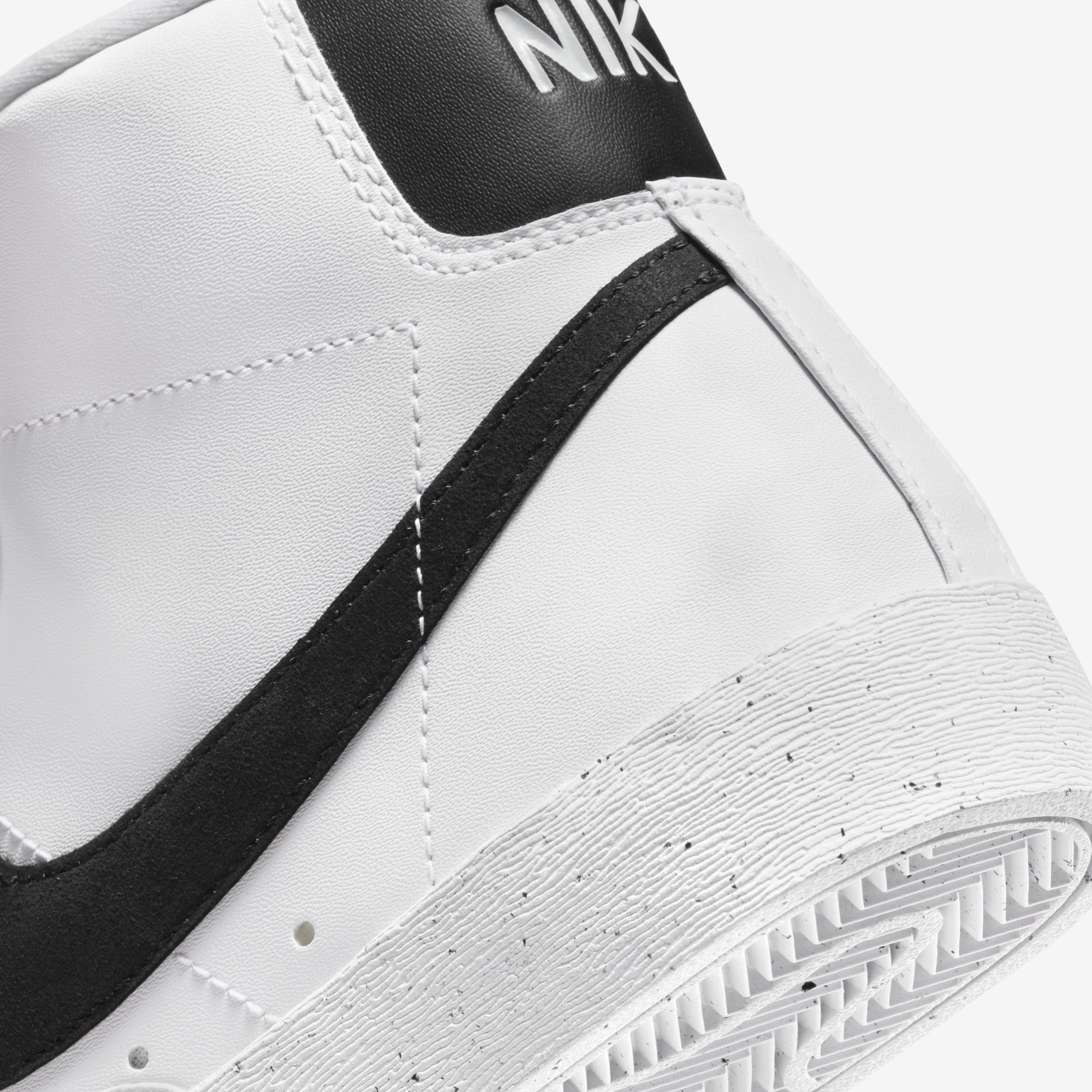 Nike Blazer Mid '77 Next Nature, Blanco/Negro, hi-res
