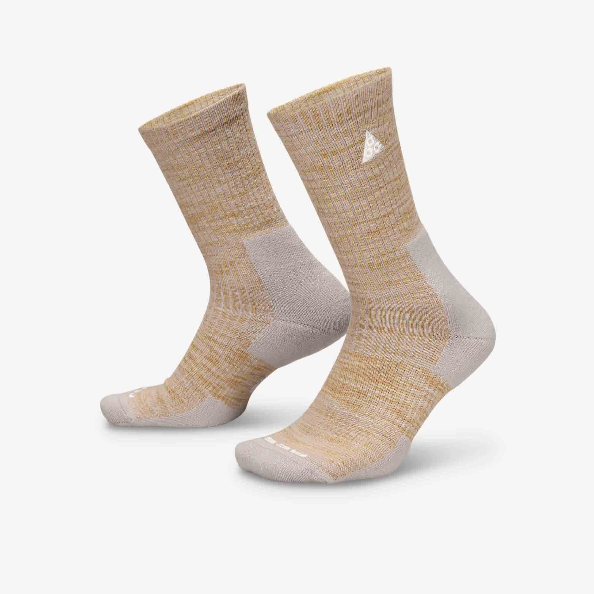 Beige Paracaídas/Gris Universitario/Blanco Cumbre