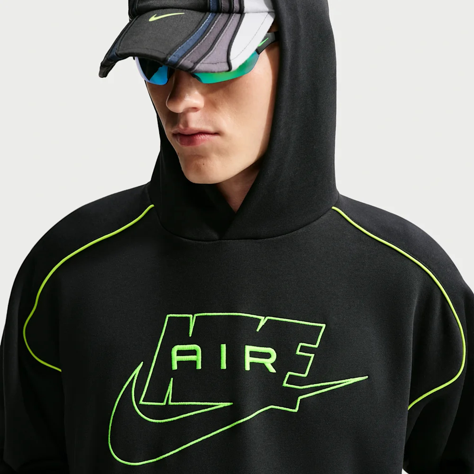 Negro/Volt