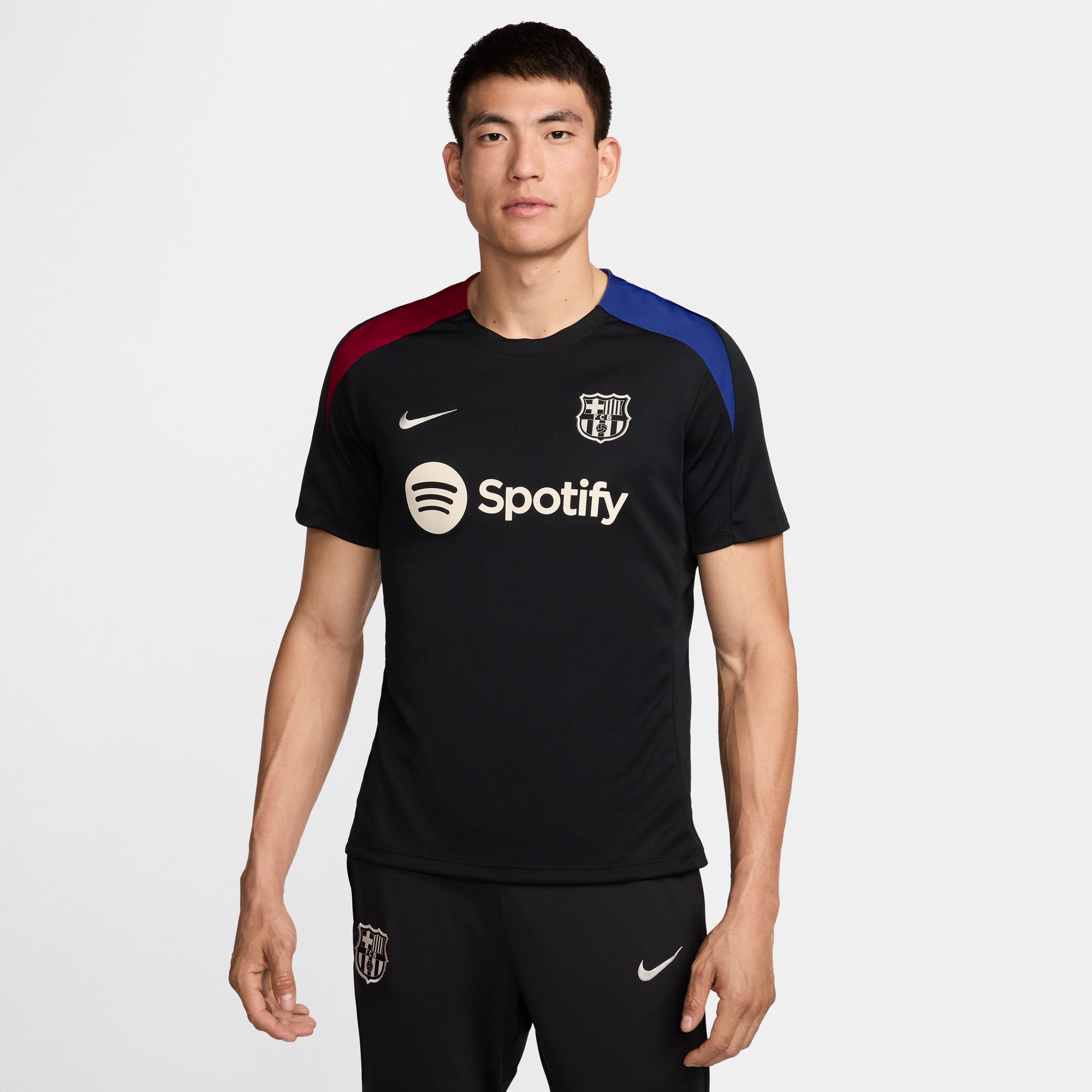 Compra FC Barcelona Strike por PEN 189.90 Nike Peru