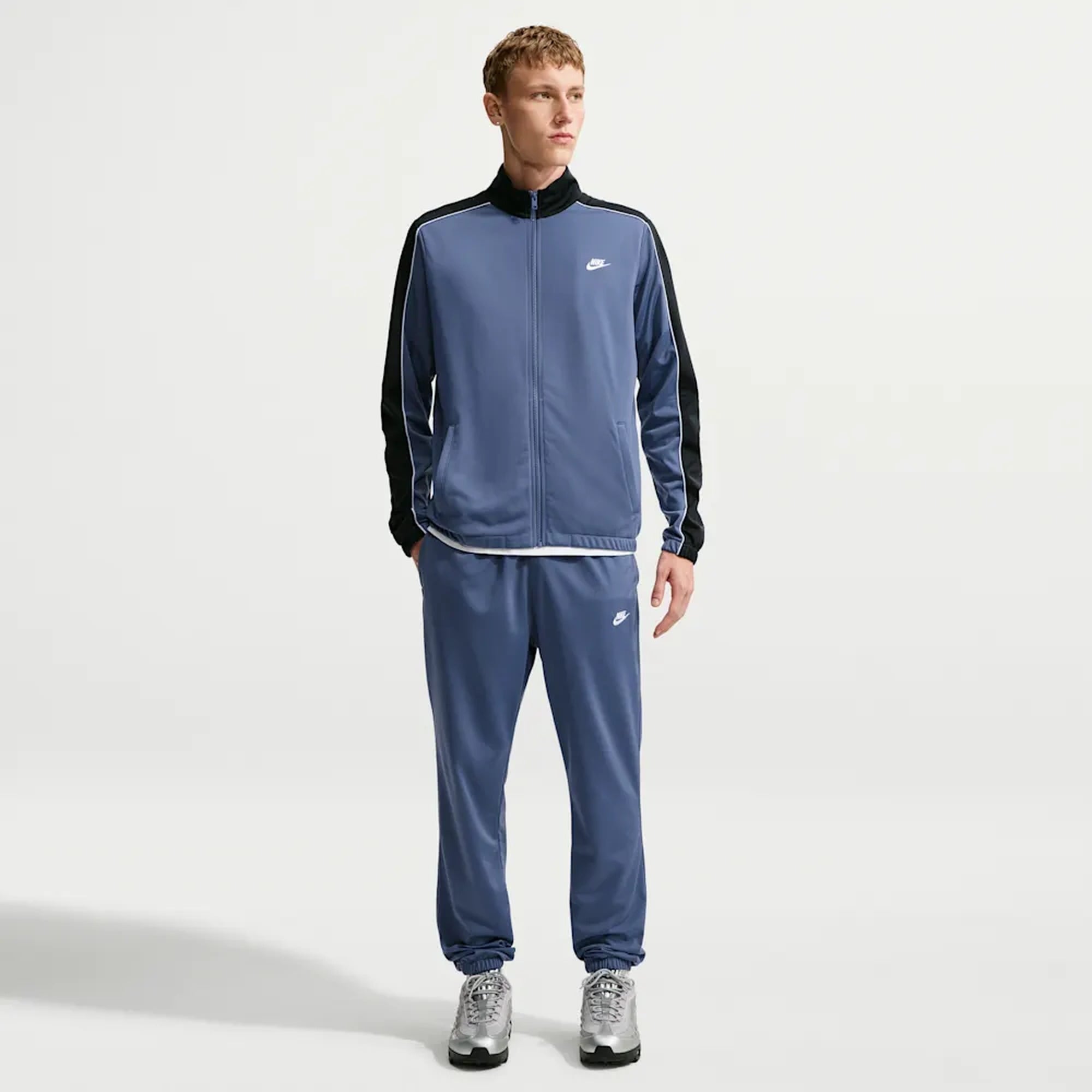 Nike Sportswear Club, Azul difuso/Negro/Blanco