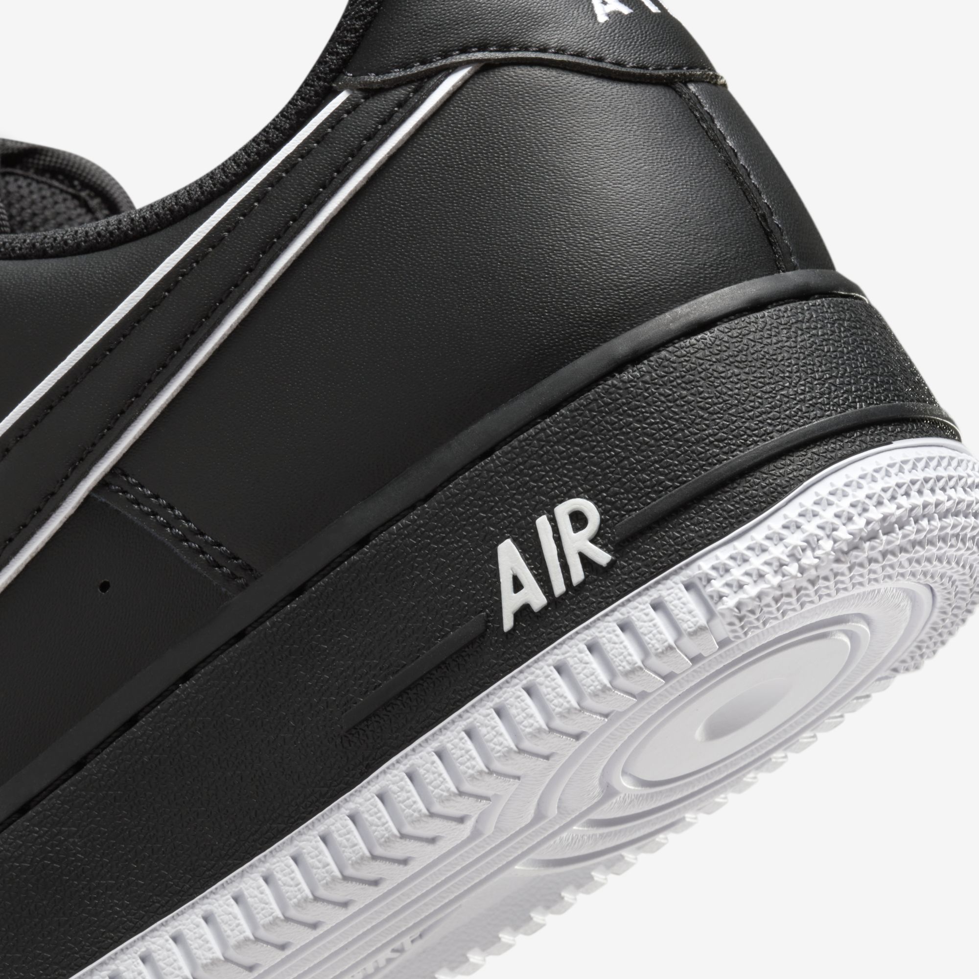 Nike air force 1 negras hombre on sale